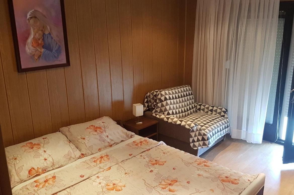 Apartments For Families With Children Lopar, Rab - 10402 Esterno foto